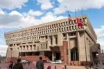 Boston_City_Hall_exterior_02.webp